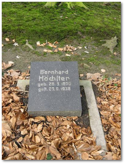 Grabstein von Bernhard Hchster auf dem jdischen Friedhof in Gelsenkirchen-ckendorf