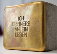 Jeder Stolperstein erinnert an ein Leben