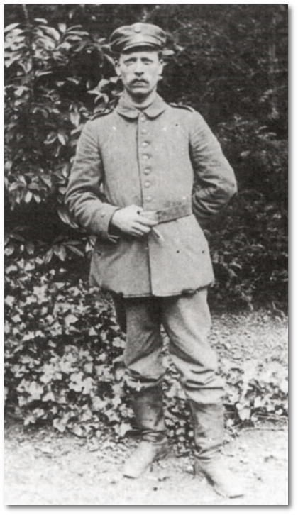 Fritz Rahkob als Soldat im ersten Weltkrieg