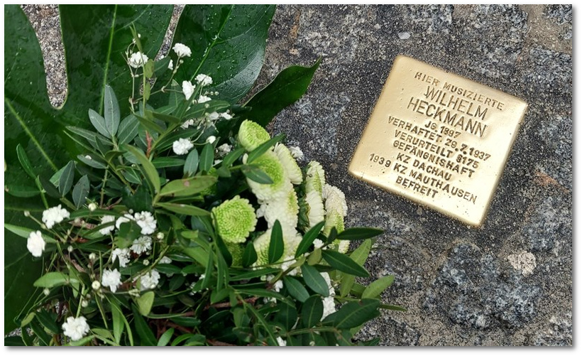 Bildhauer Gunter Demnig verlegte in Passau den Stolperstein für Willi Heckmamm persönlich Bildhauer Gunter Demnig verlegte in Passau den Stolperstein für Willi Heckmamm persönlich