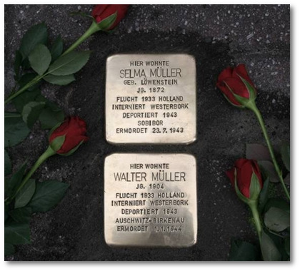 Gedenken in der Ahstrasse Gelsenkirchen, hier erinnern zwei Stolpersteine an Mutter und Sohn Müller
